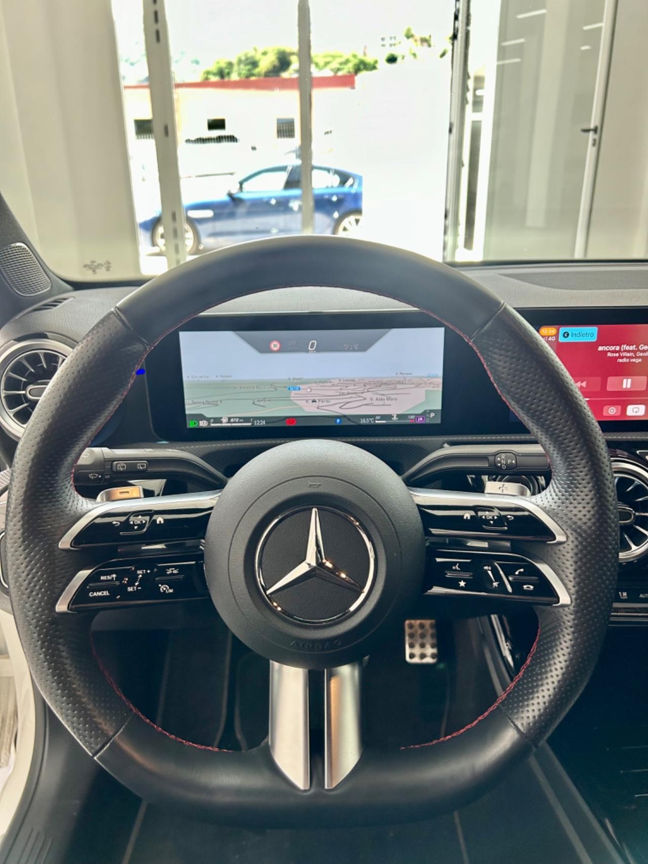 Mercedes CLASSE A AMG Line Premium Finanziabile