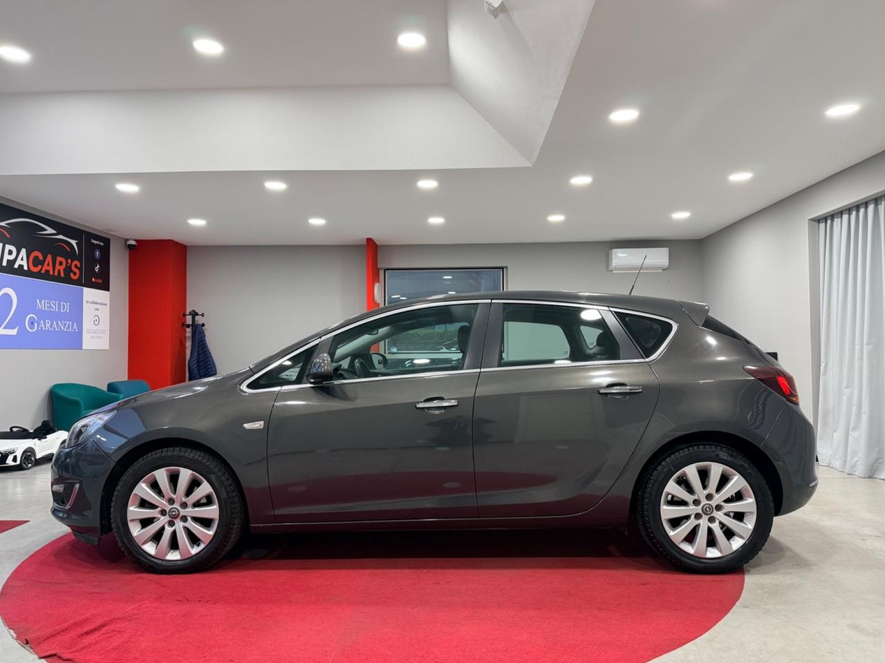 Opel Astra 2.0 CDTI 165CV 5 Porte Cosmo