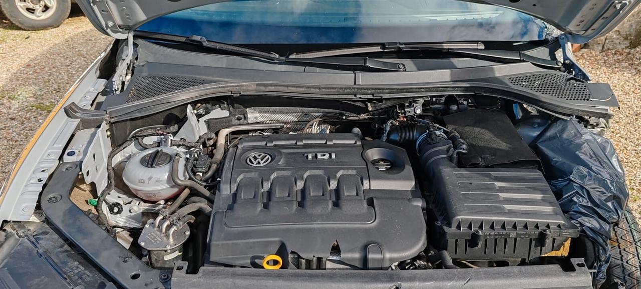 Volkswagen Tiguan 2.0 TDI 4x4 Incidentata