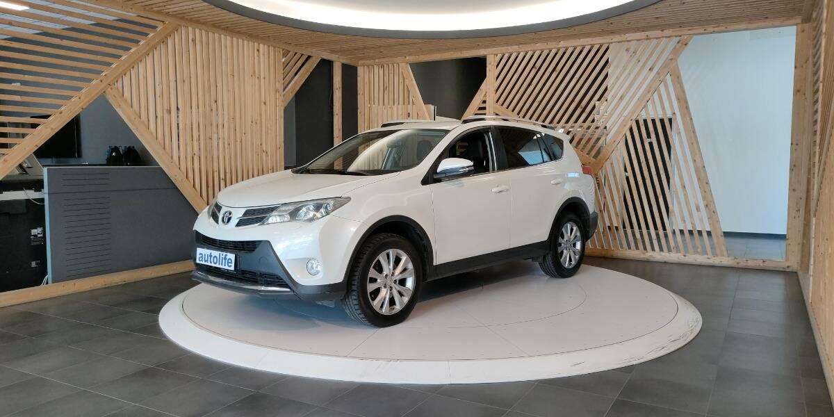 Toyota Rav4 2.2 d-cat Style 4wd 150cv auto