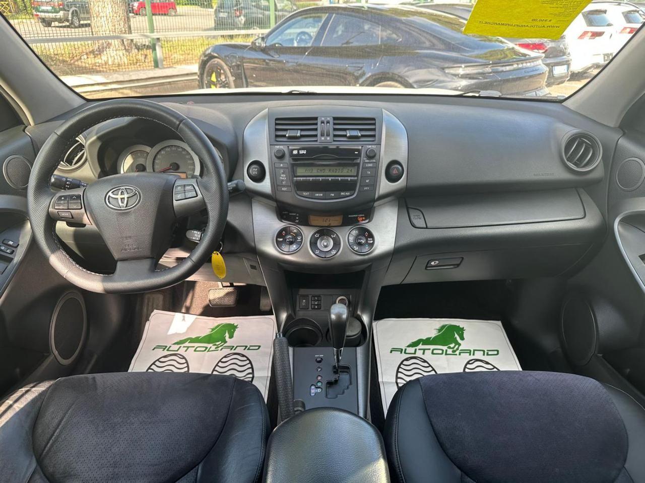 TOYOTA RAV 4 RAV4 Crossover 2.2 D-Cat A/T 150 CV Executive