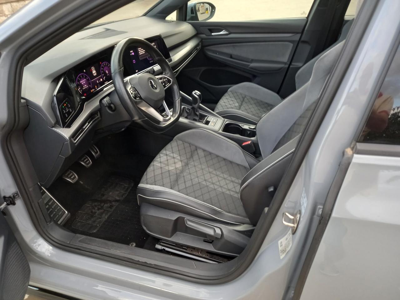 Volkswagen Golf 1.5 TSI EVO ACT R-Line