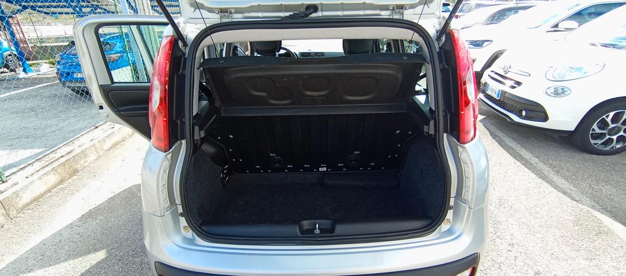 Fiat Panda 1.2i 69 CV-Garanzia-Neopatentati