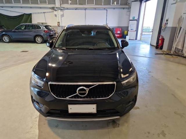 VOLVO XC40 D3 AWD Geartronic Momentum