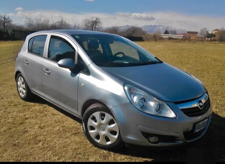Opel Corsa 1.2 5 porte 130.000km