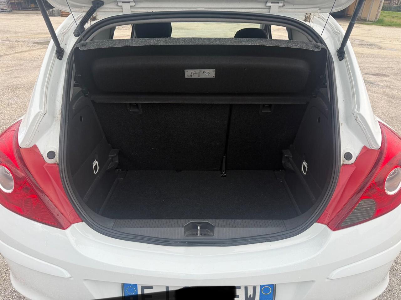 Opel Corsa 1.0 Benzina 65cv NEOPATENTATI OK