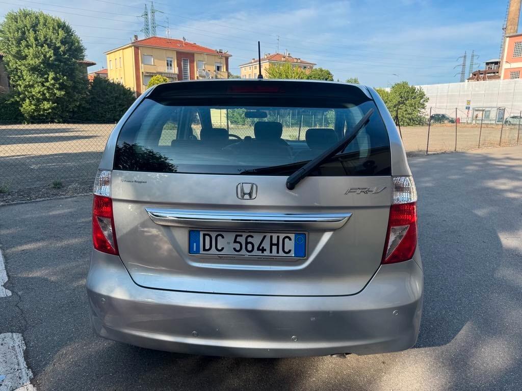 Honda FR-V 1.7 Benzina NEOPATENTATI 6 posti