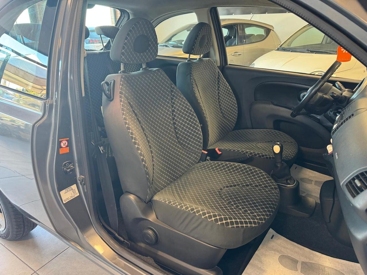 Nissan Micra 1.2 BENZ PER NEOPATENTATI 2007