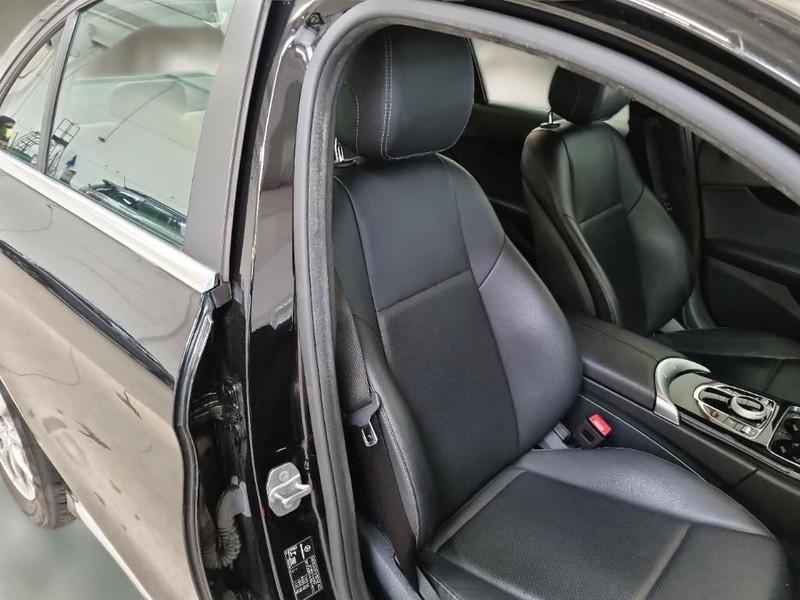 MERCEDES-BENZ C 220 D BUSINESS AUTO 4 PORTE BERLINA