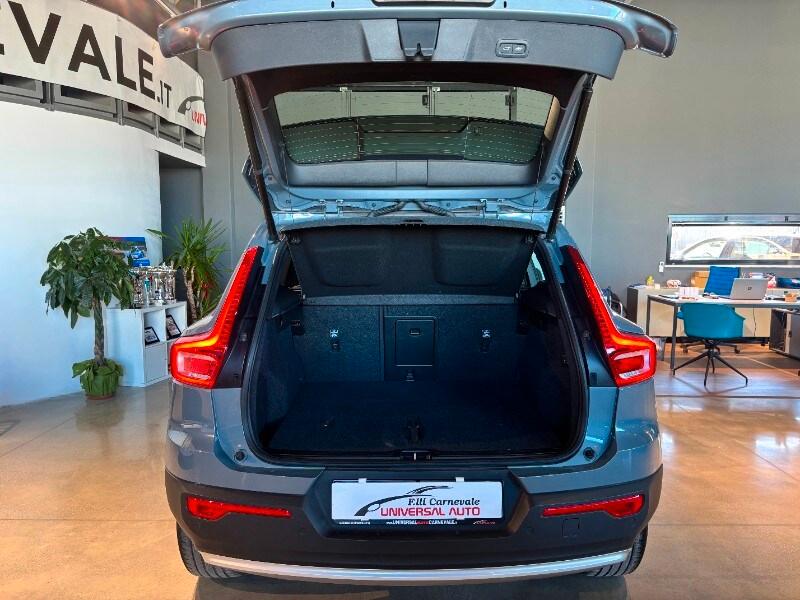 VOLVO XC40 (2017-->) XC40 B3 automatico Core
