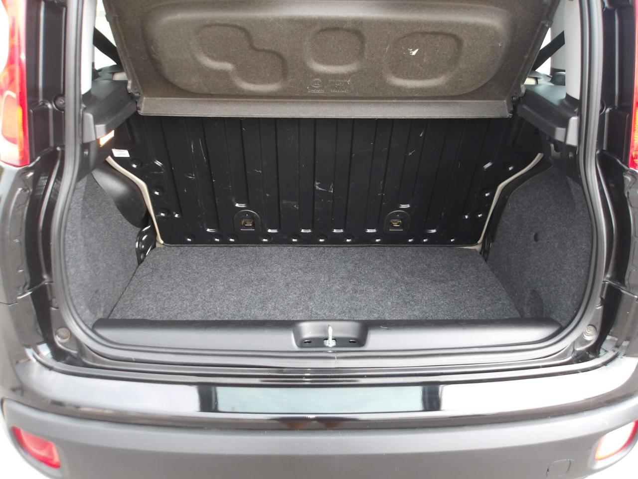 FIAT PANDA 0.9 B/METANO-(CASA MADRE)-GARANZIA FULL