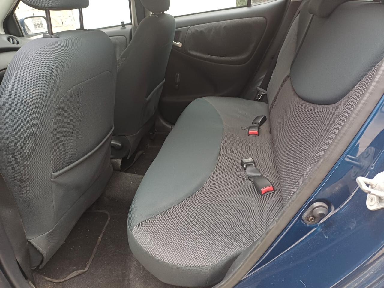 Toyota Yaris 1000 SOL FRIZIONE NUOVA