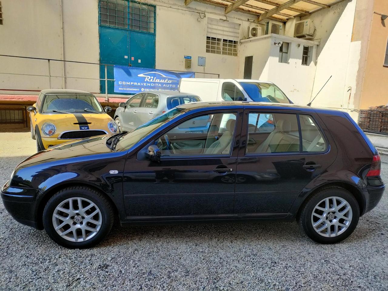 Volkswagen Golf 1.6 16v Aut Highline ASI