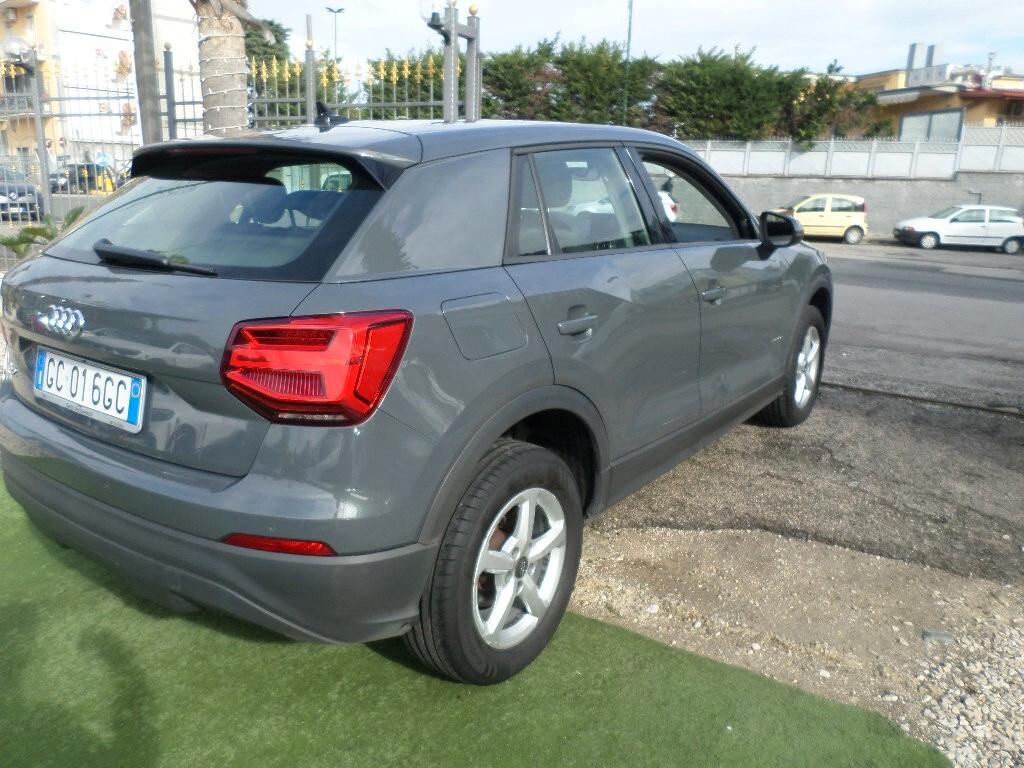 Audi Q2 30 TDI S tronic Business