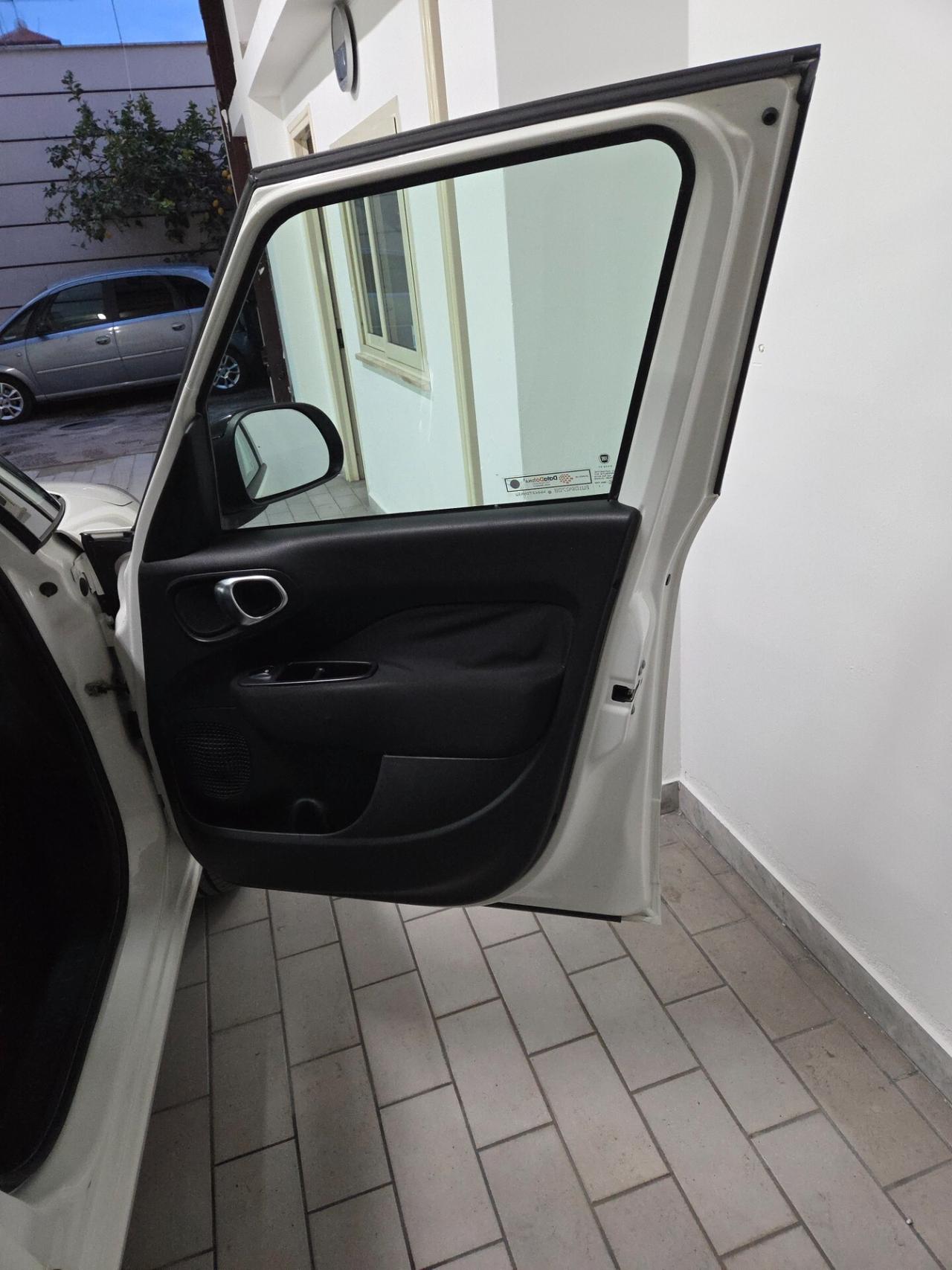 Fiat 500L 0.9 TwinAir Turbo Natural Power Lounge