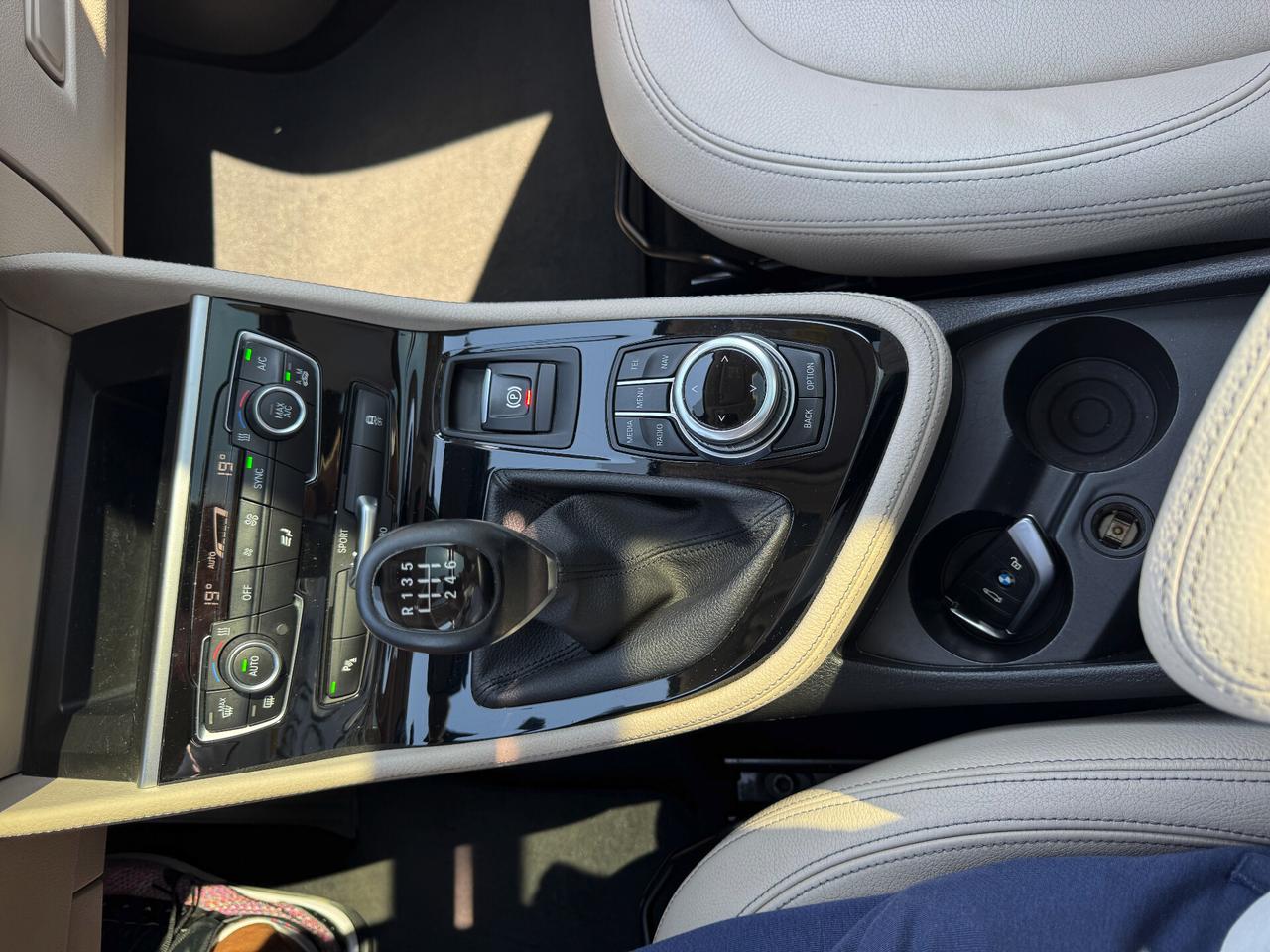 BMW 218d Active Tourer LUXURY/TETTO/FULL LED/PELLE