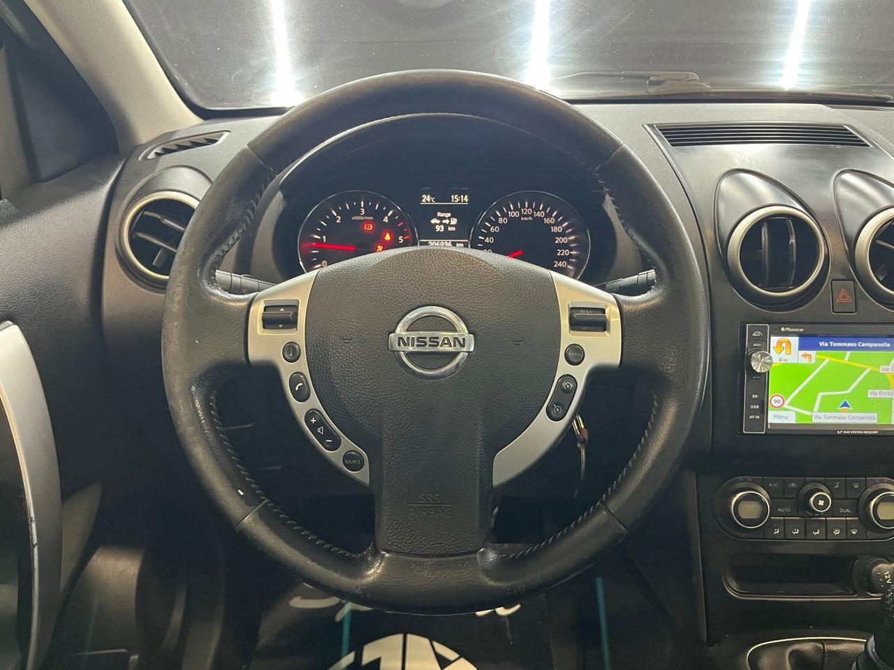 Nissan Qashqai 2.0 dCi DPF Tekna 7 POSTI TETTO