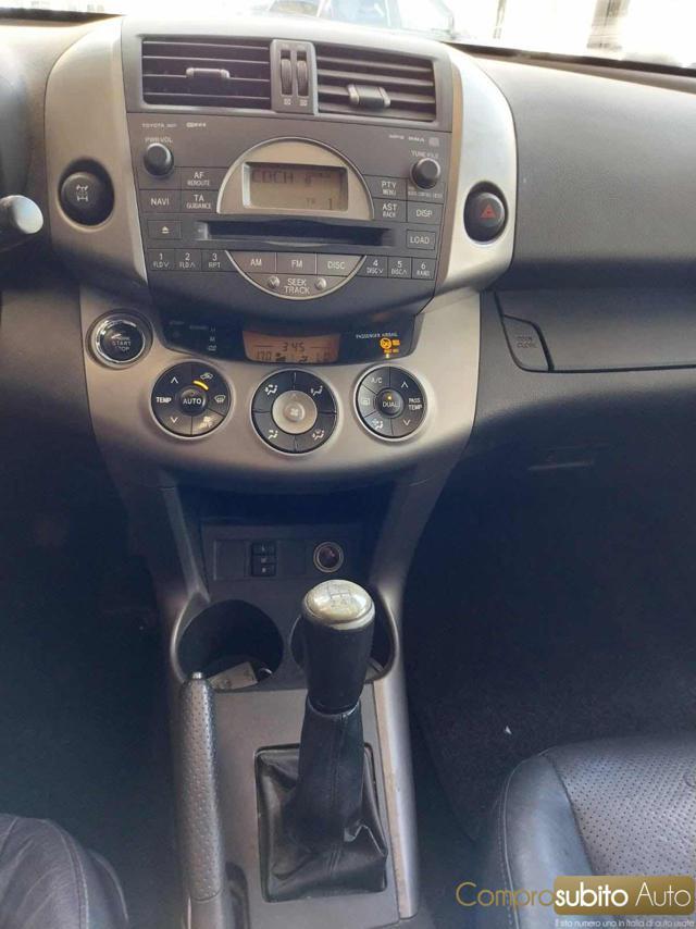 TOYOTA RAV 4 MY23 RAV4 2.0 Sol GPL