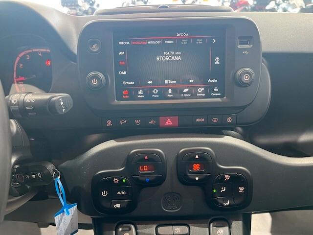 Fiat Panda 1.0 firefly hybrid Cross *19.000 KM*