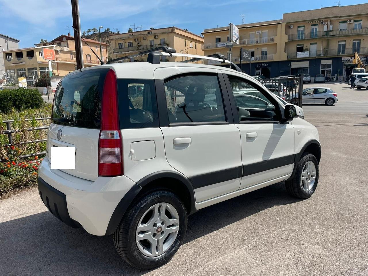 Fiat Panda 1.3 MJT 16V DPF 4x4 Climbing