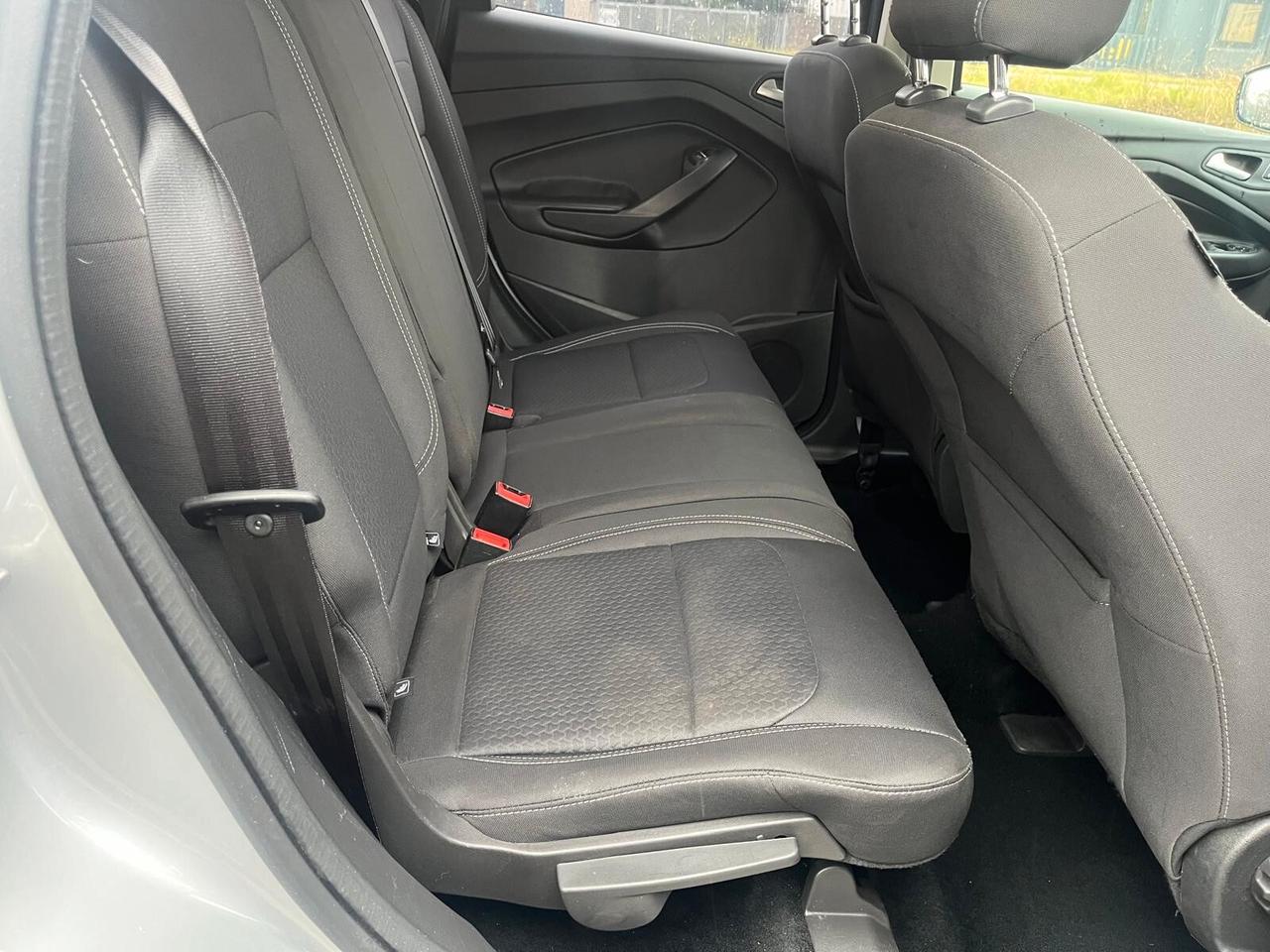 Ford Kuga 1.5 TDCI 120 CV