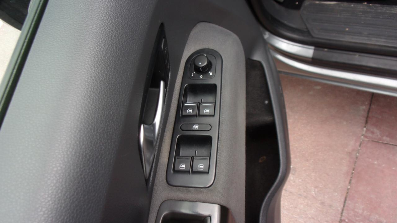 Volkswagen Amarok 2.0 BiTDI 180 CV 4MOTION Inseribile