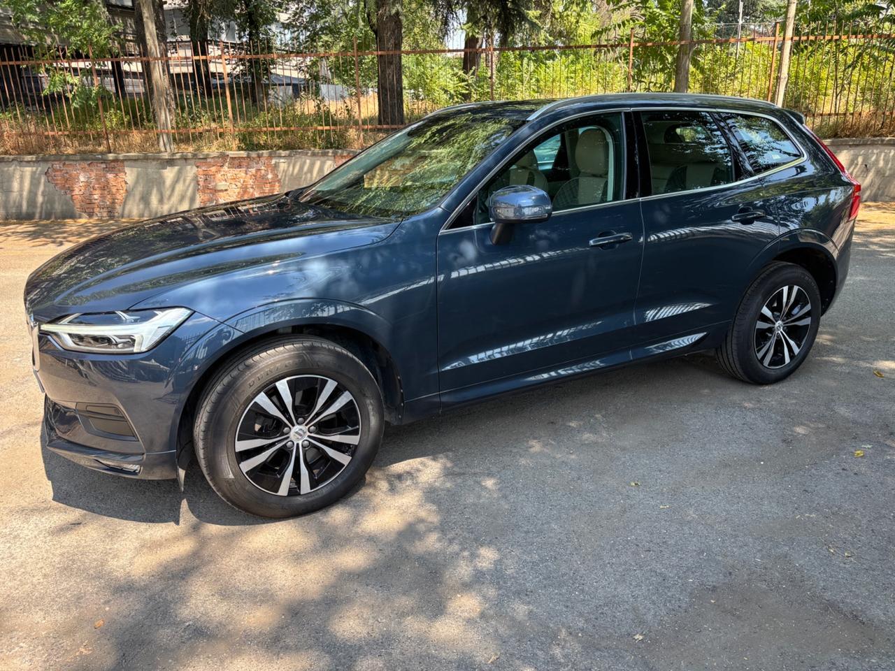 Volvo XC 60 XC60 B4 (d) AWD Geartronic Inscription