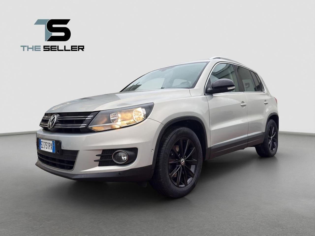 Volkswagen Tiguan 2.0 TDI 140 CV Sport & Style *TETTO APRIBILE*