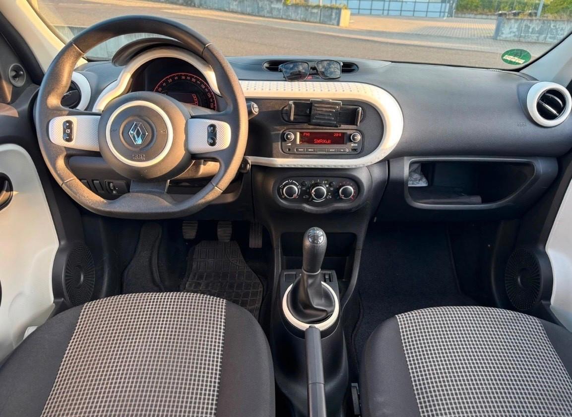 Renault Twingo 1.0 benzina - 112.000 km- anno 2016 - unico proprietario