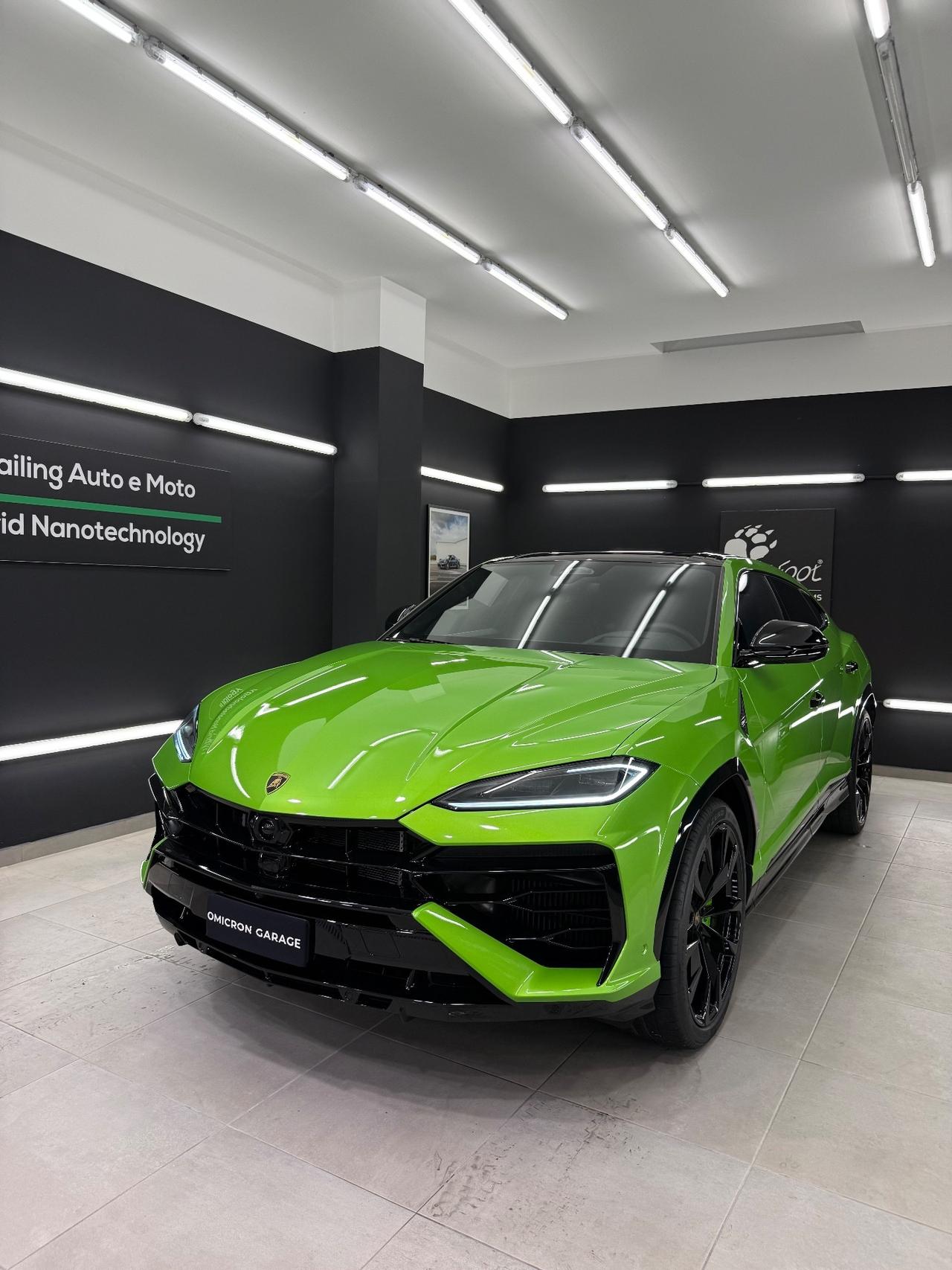 Lamborghini Urus 4.0 SE
