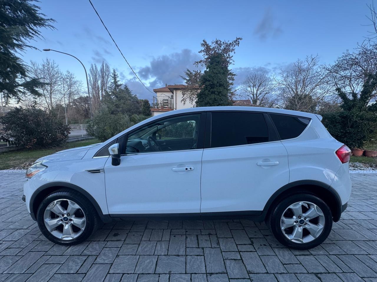 Ford Kuga 2.0 TDCi 163 CV 4WD Titanium DPF