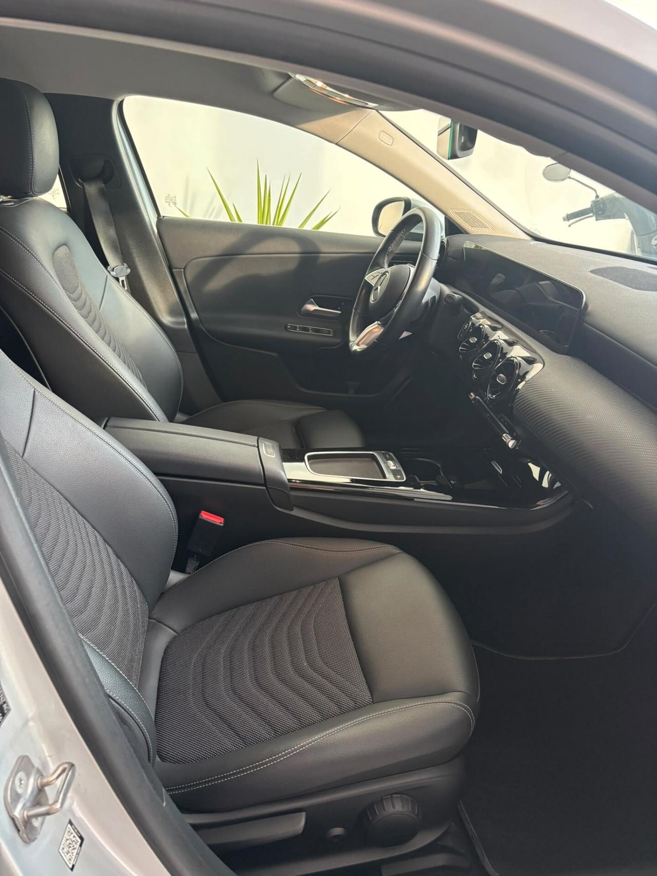 Mercedes-benz A 180 d Automatic Progressive Advanced Plus