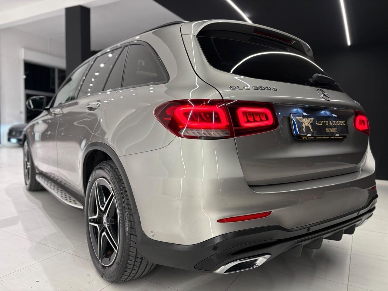 MERCEDES GLC 300 D 2.0 245 CV AMG Premium Plus TETTO APRIBILE
