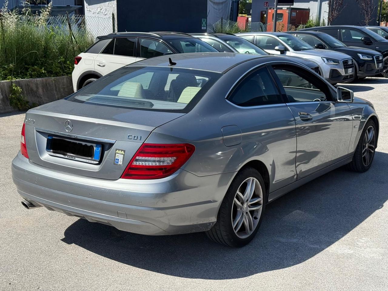 Mercedes-benz C 220 CDI BlueEFFICIENCY Elegance