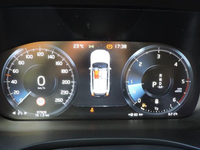 VOLVO XC60 B5 (d) AWD Geartronic Inscription