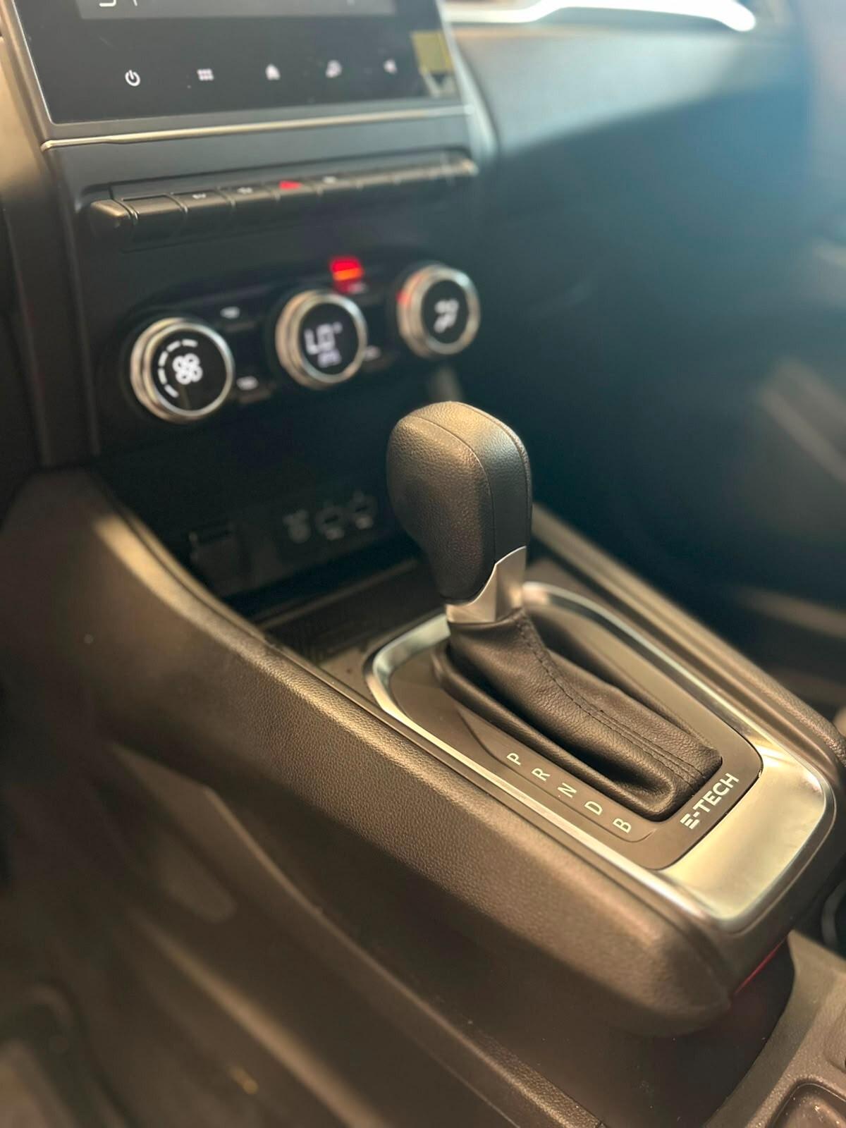 Renault Captur Full Hybrid E-Tech 145 CV Techno