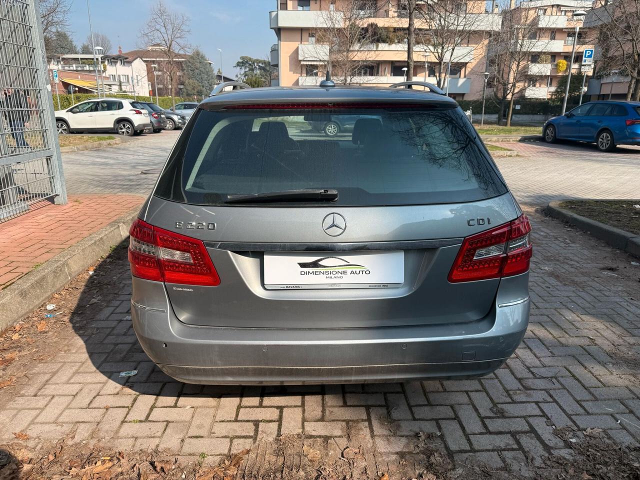 Mercedes-benz E 220 E 220 CDI BlueEFFICIENCY Avantgarde AMG