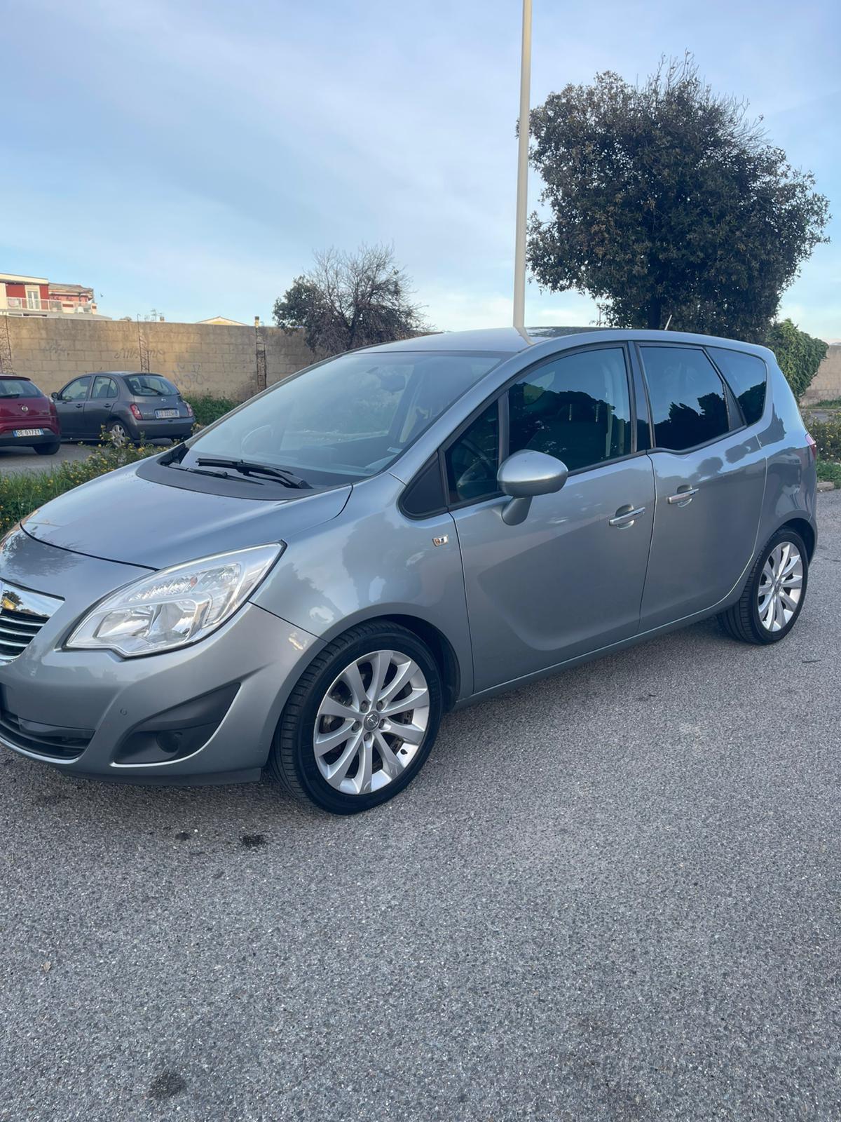Opel Meriva 1.4 100CV Cosmo