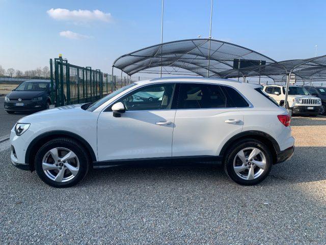 AUDI Q3 40 TDI quattro S tronic Business Advanced