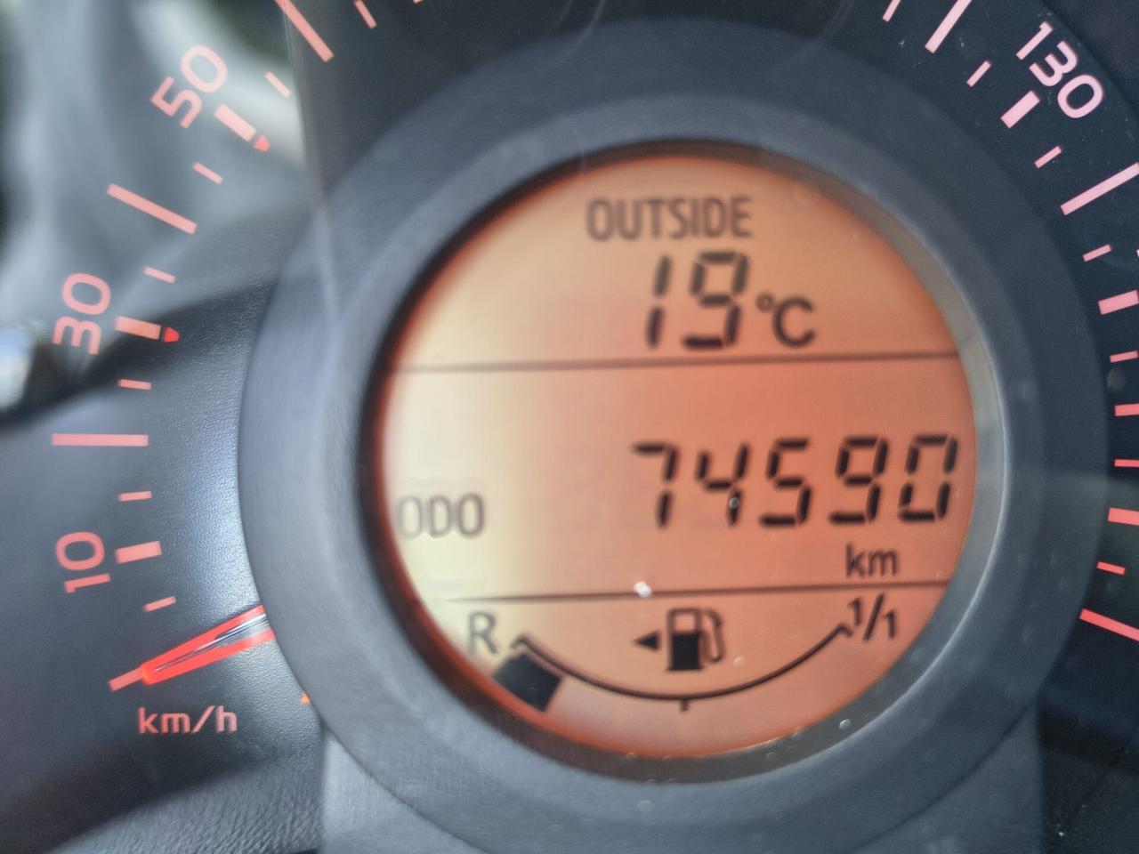 Peugeot 108 1.0 benzina 5 porte *GARANZIA 24 MESI*