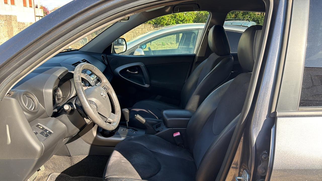 Toyota RAV 4 RAV4 Crossover 2.2 D-Cat A/T 150 CV Executive