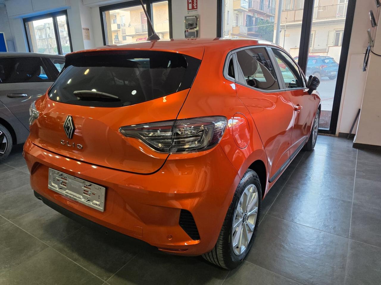 Renault Clio SCe 65 CV 5 porte Generation ok neopatentati