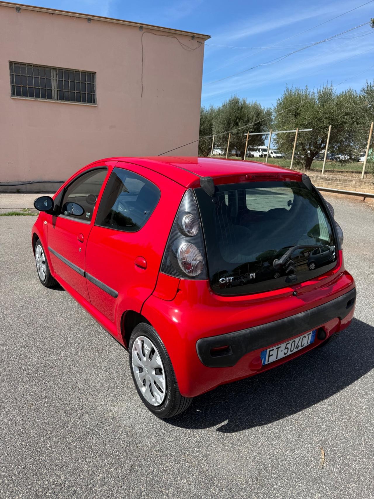 Citroen C1 1.0 5 porte adatta a neopatentati