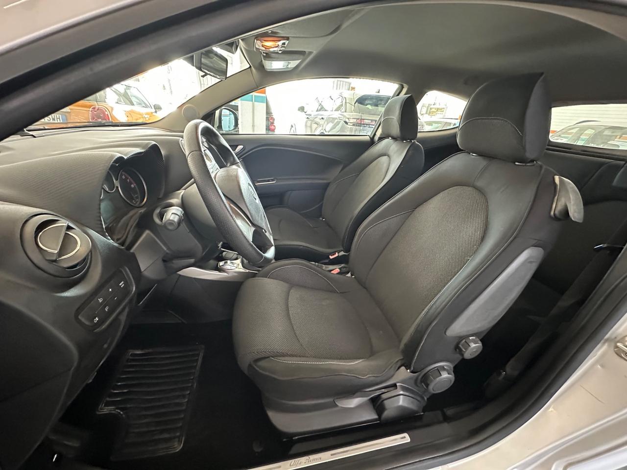Alfa Romeo MiTo 1.4 T 155 CV Distinctive