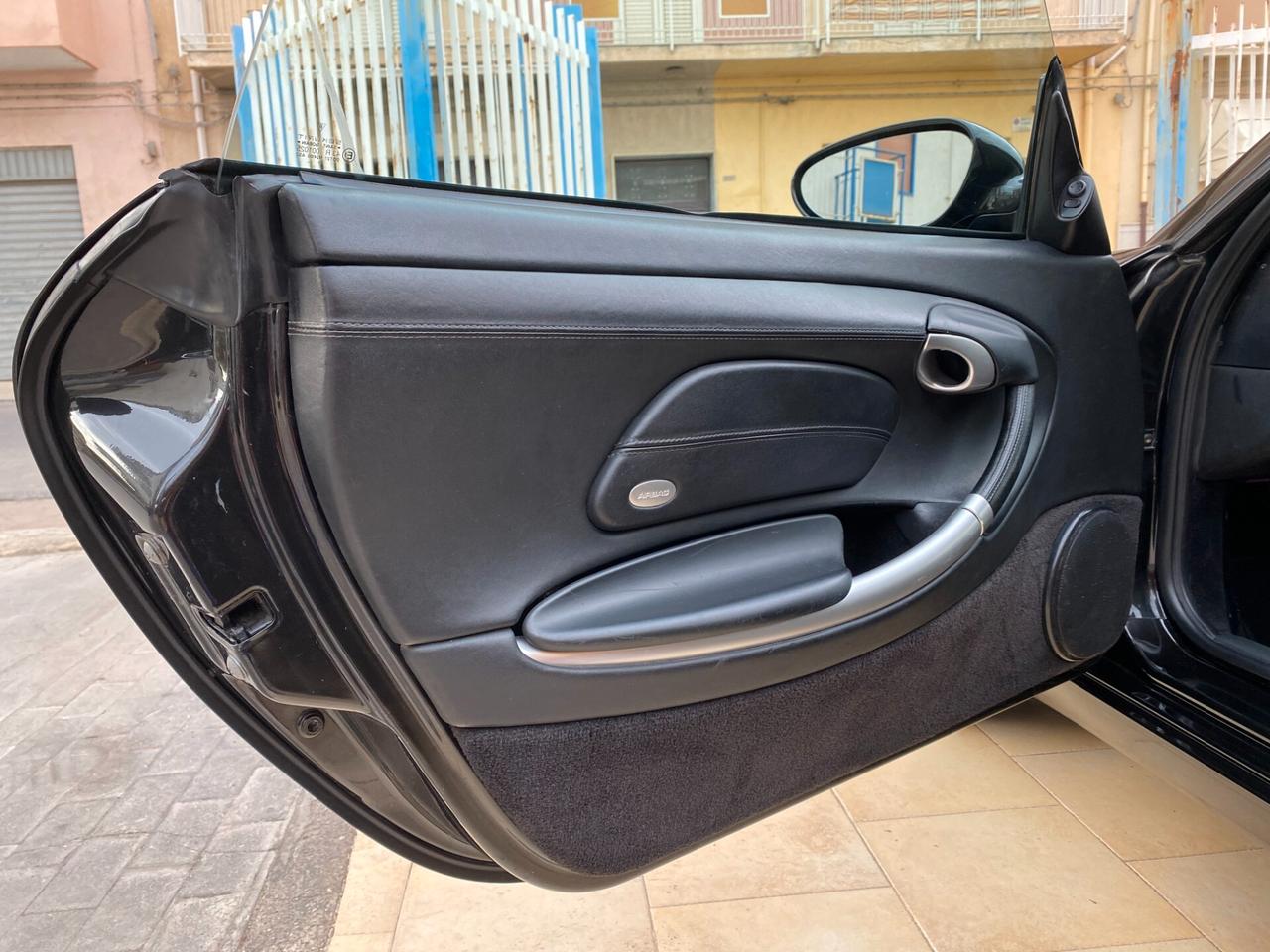 Porsche Boxster 2.5i 24V cat