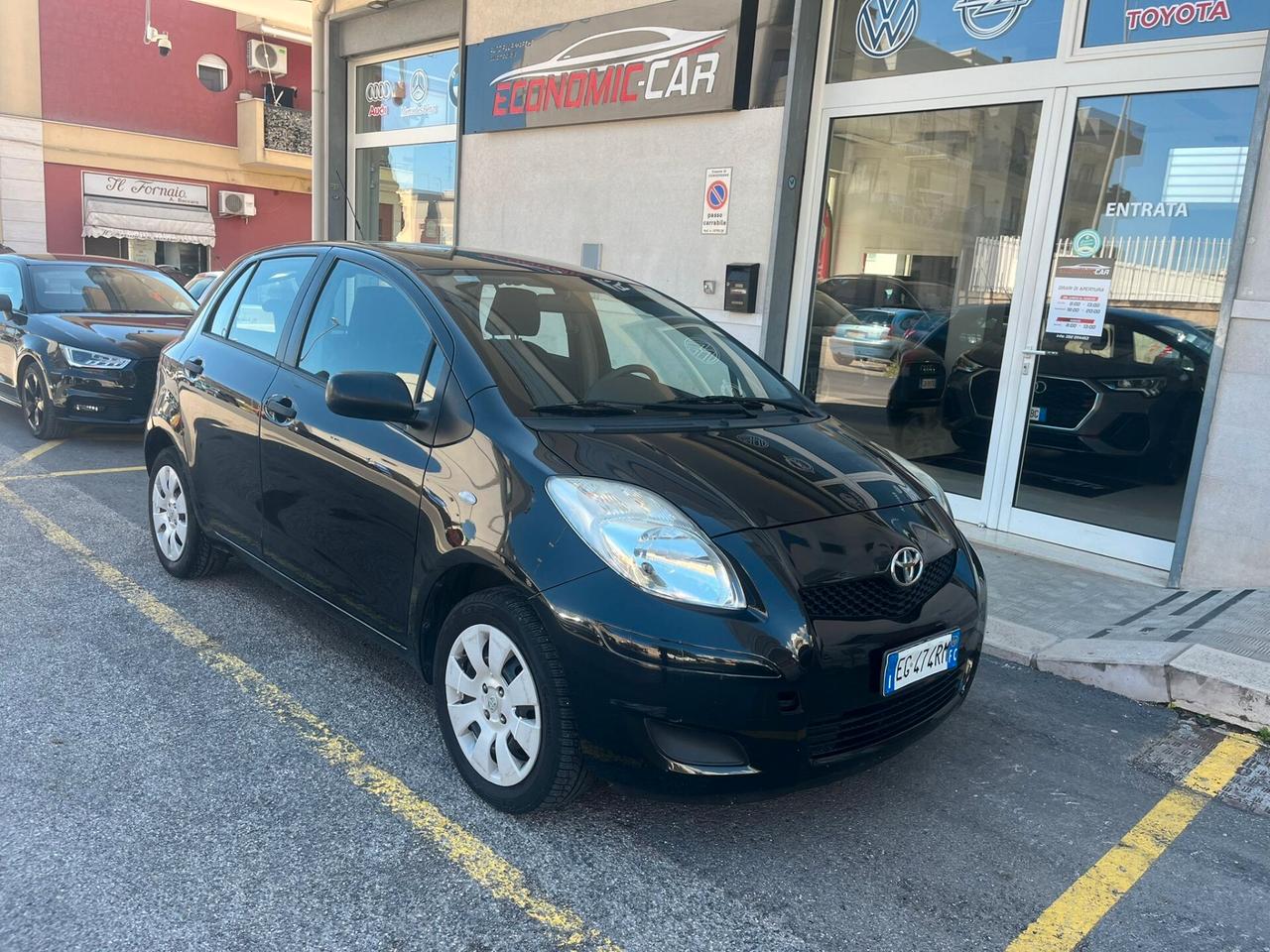 Toyota Yaris 1.3 5 porte Sol