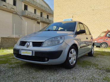 Renault Scenic 1.9 dCi Confort Dynamique