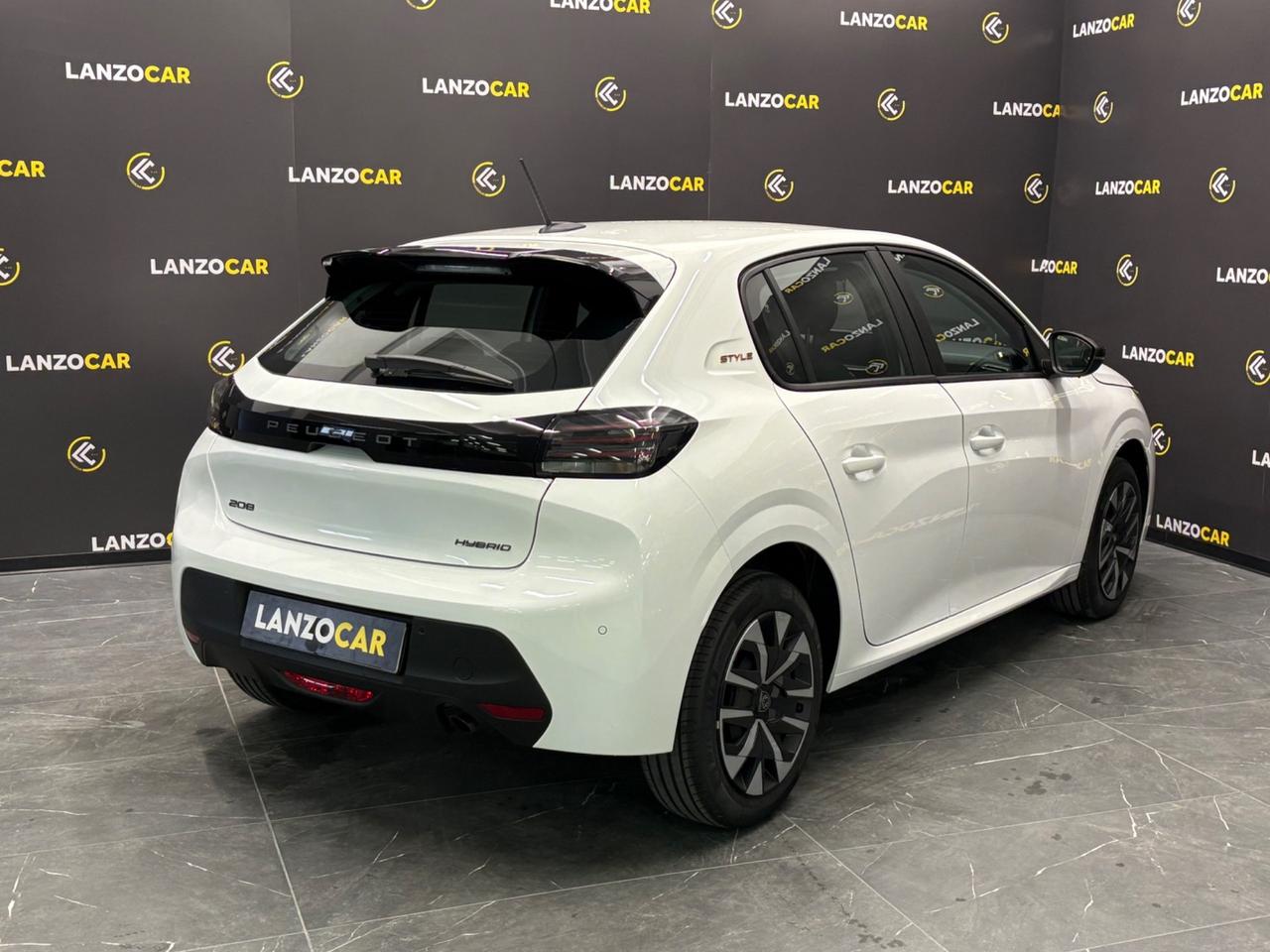 Peugeot 208 1.2 HYBRID*STYLE*110CV*AUTOMATICA*