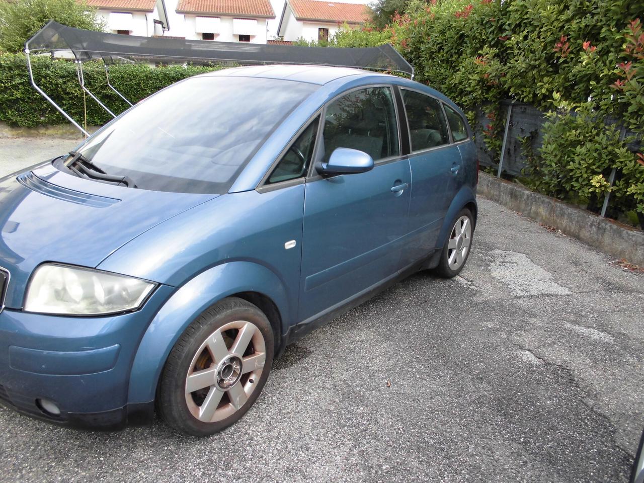Audi A2 1.4 16V Top