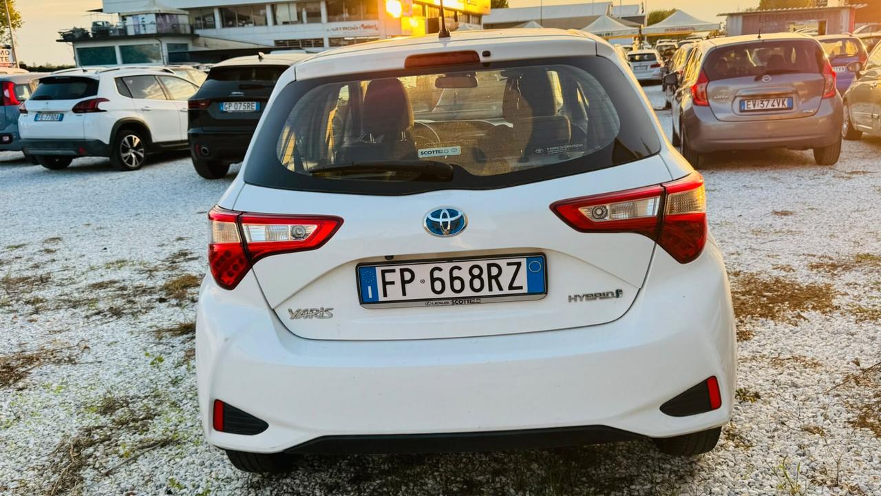 Toyota Yaris 1.5 Hybrid 5p Active